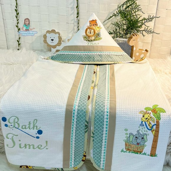 Hooded Safari Towel - Picture 1 of 4